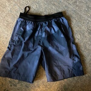 Mens Adidas Shorts with Drawstring Waste-band Medium